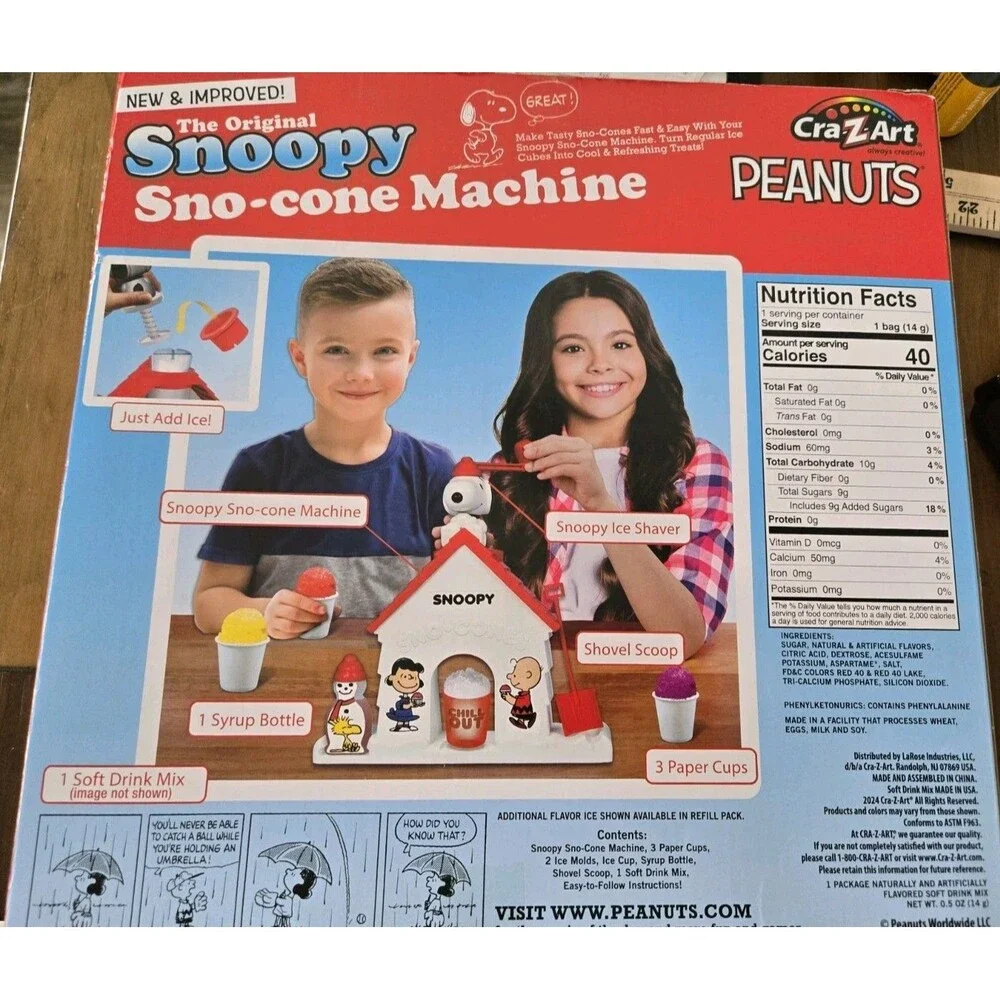 NIB The Original Snoopy Sno-Cone Machine Cra-Z-Art  New & Improved